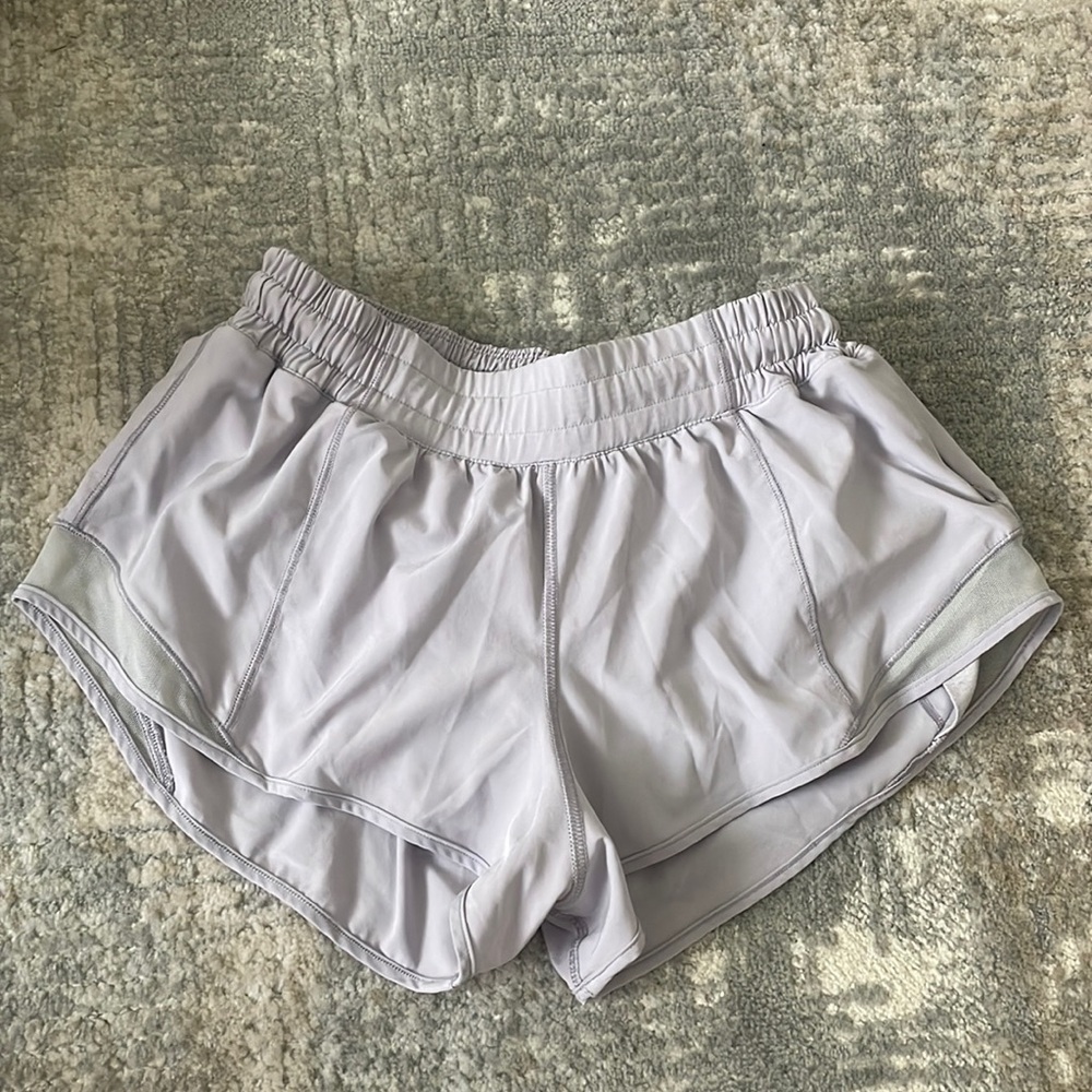 Lululemon shirts hotty hot 2.5inch